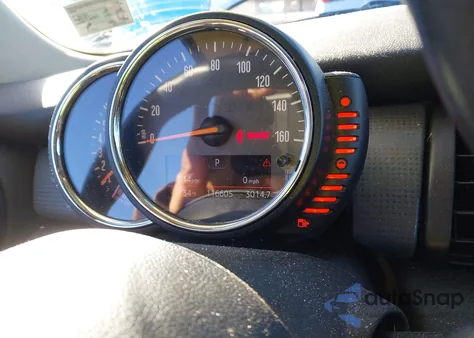 2015 Mini Hardtop Cooper z USA, uszkodzony, nr VIN WMWXS5C58FT833286